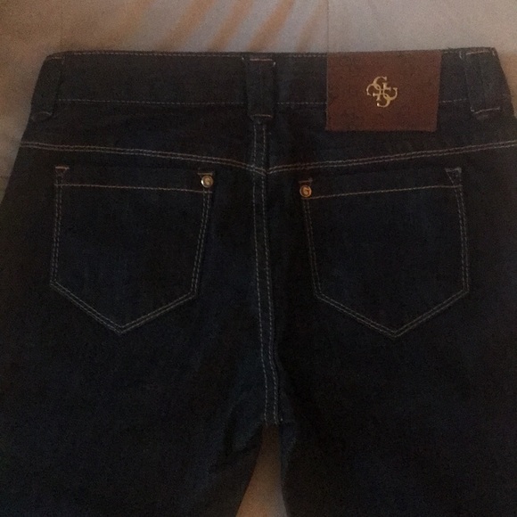 GUESS Premium Jeans - Picture 5 of 9